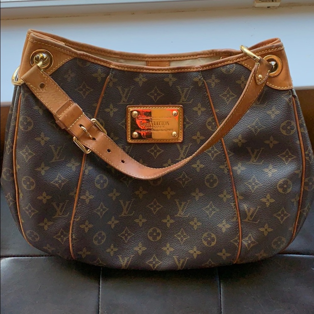 Gorgeous LV GALLIERA